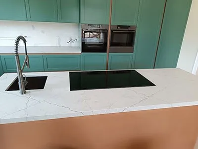 Столешница для кухни и острова из искусственного камня