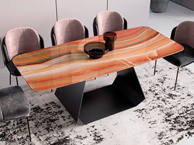 Стол из оникса "Омега"