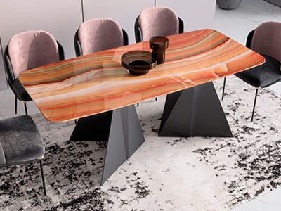 Стол из оникса "Лямбда"