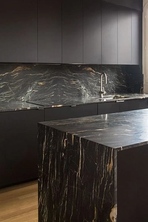 Изготовление столешниц из искусственного камня в Москве - пример выполнения