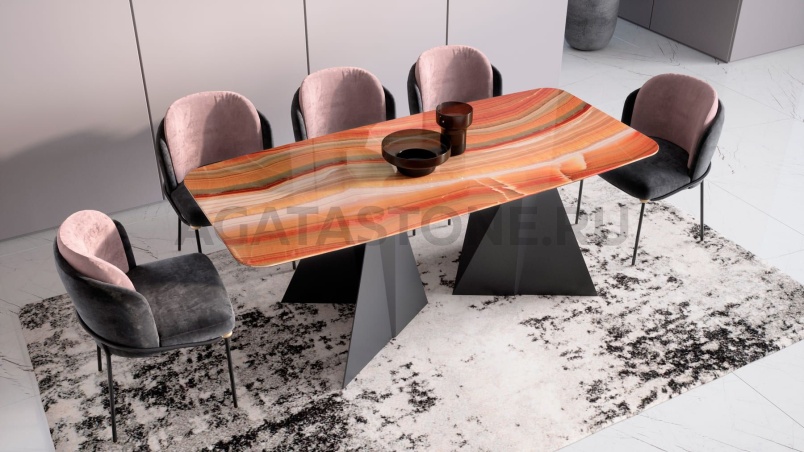 Стол из оникса "Лямбда" на заказ
