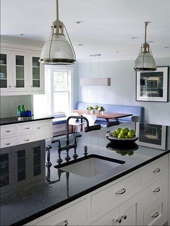 Кухонные столешницы из натурального камня - пример выполнения