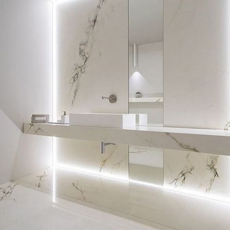 Раковины с щелевым сливом из керамогранита - пример выполнения