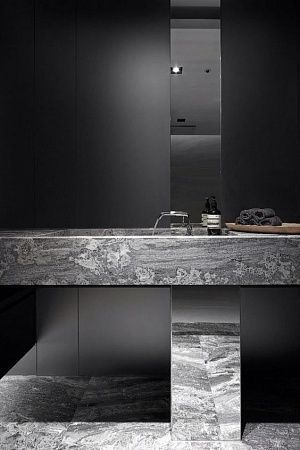 Столешница в ванную из натурального камня - пример выполнения