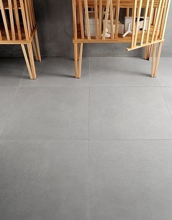 Укладка керамогранита на пол в Москве - пример выполнения