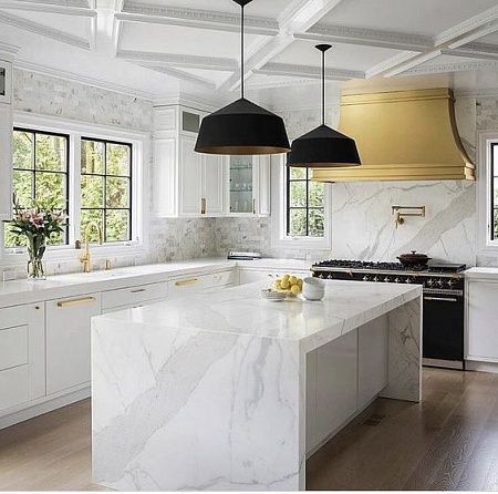 Кухонные столешницы из натурального камня - пример выполнения