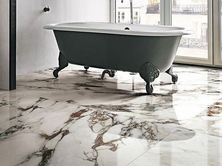 Укладка керамогранита на пол в Москве - пример выполнения