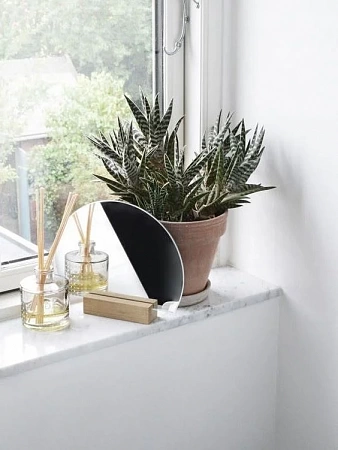 Подоконники из искусственного камня, кварцевого агломерата - пример выполнения