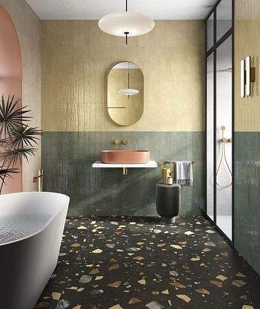 Отделка стен керамогранитом в Москве - пример выполнения