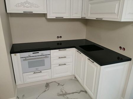 Кухонные столешницы из натурального камня - пример выполнения