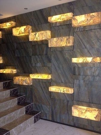 Облицовка стен натуральным камнем - пример выполнения