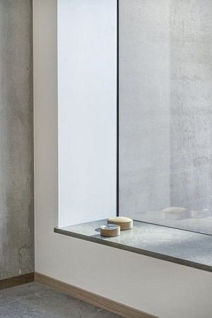 Подоконники из натурального камня - пример выполнения