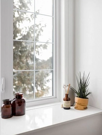 Подоконники из искусственного камня, кварцевого агломерата - пример выполнения