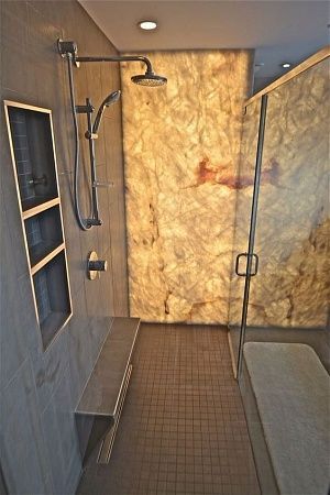 Отделка ванной комнаты натуральным камнем - пример выполнения
