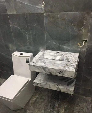 Образец готовой раковины из керамогранита